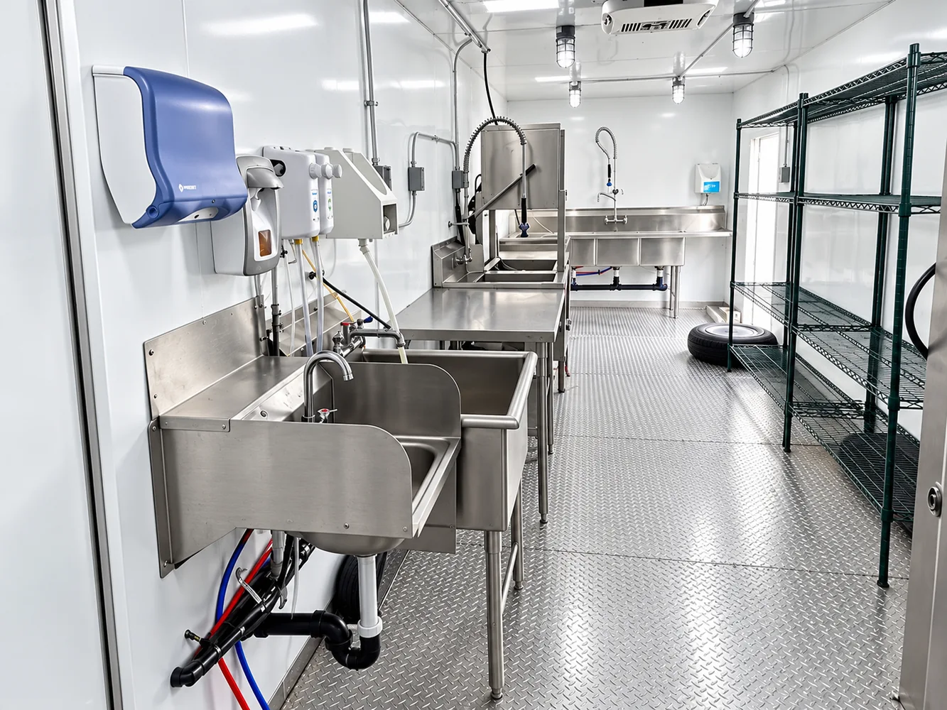 Dish trailer handwashing station