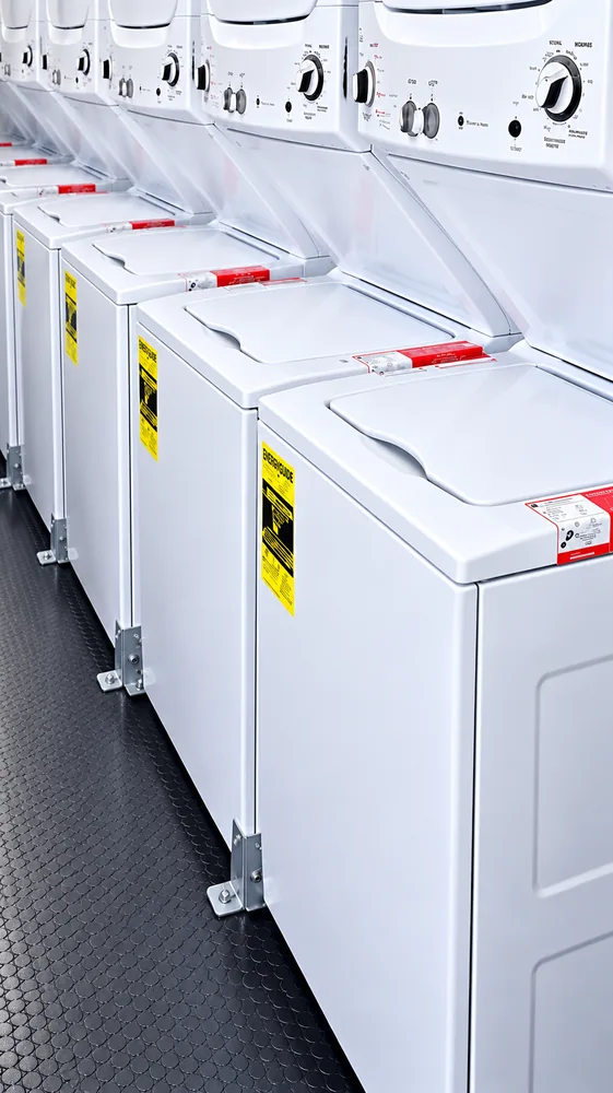 24ft commercial laundry trailer washing machines