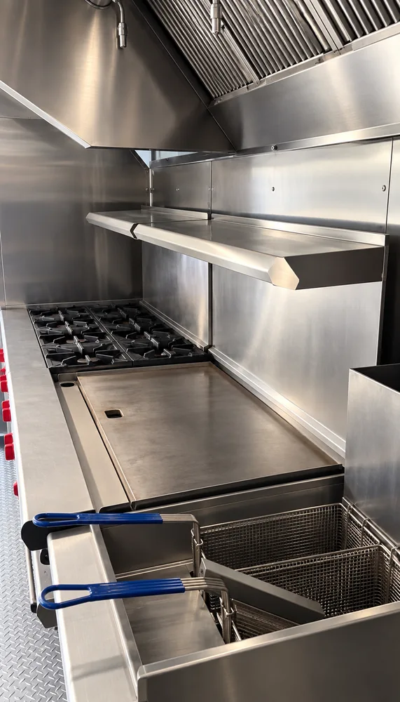 Commercial kitchen trailer griddle range deep fryer